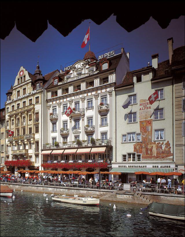 Hotel des Alpes